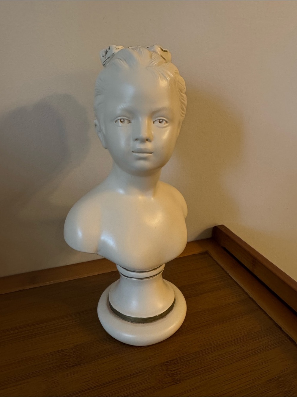 Decorative White Bust Sculpture Alexander Backer Company vintage art minimalist